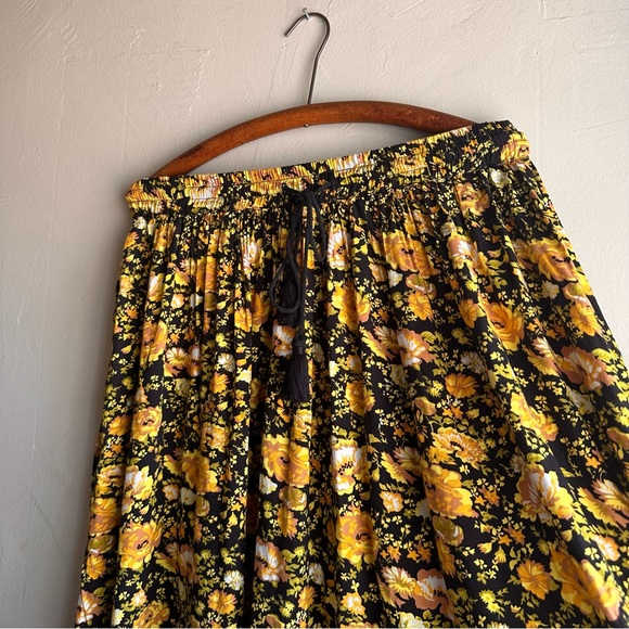 Floral maxi skirt from Fabrik - Picture 7 of 7